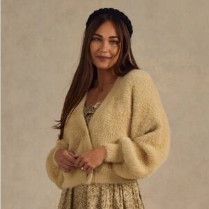 NEW! Rylee + Cru Boxy Crop Sweater